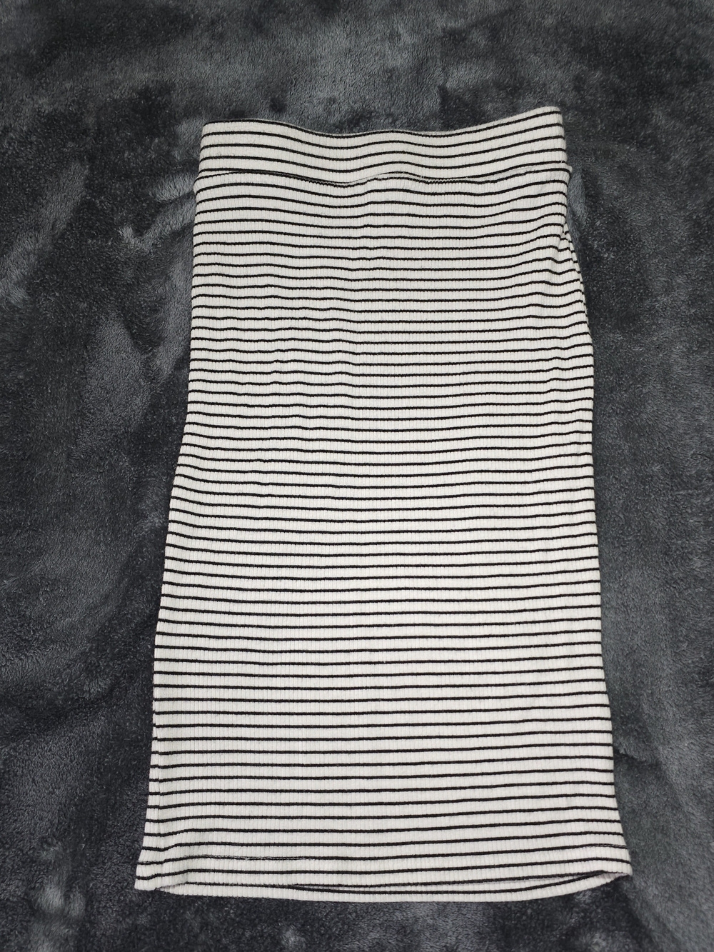 iris Black and White Striped Pencil Skirt